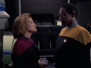extant_StarTrek_VOY_7x04-Repression_1773.jpg