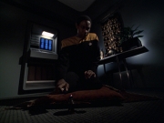 extant_StarTrek_VOY_7x04-Repression_1783.jpg
