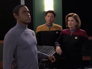Filename=extant_StarTrek_VOY_7x04-Repression_1963.jpg
Filesize=138KiB
Dimensions=1200x900
Date added=Jan 13, 2020 extant_StarTrek_VOY_7x04-Repression_1963.jpg