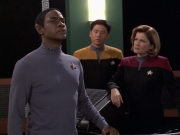 extant_StarTrek_VOY_7x04-Repression_1965.jpg