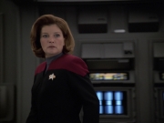 extant_StarTrek_VOY_7x04-Repression_2144.jpg