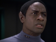 extant_StarTrek_VOY_7x04-Repression_2549.jpg