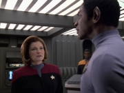 extant_StarTrek_VOY_7x04-Repression_2555.jpg