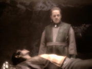 extant_StarTrek_VOY_7x04-Repression_2650.jpg