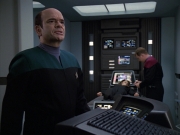 Filename=extant_StarTrek_VOY_7x04-Repression_2892.jpg
Filesize=157KiB
Dimensions=1200x900
Date added=Jan 13, 2020 extant_StarTrek_VOY_7x04-Repression_2892.jpg