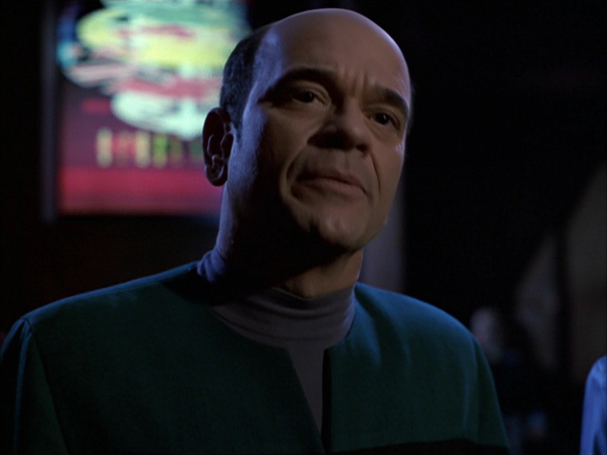 extant_StarTrek_VOY_7x05-CriticalCare_3455.jpg