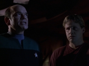 extant_StarTrek_VOY_7x05-CriticalCare_3120.jpg