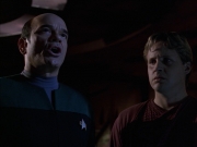 extant_StarTrek_VOY_7x05-CriticalCare_3122.jpg