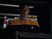 extant_StarTrek_VOY_7x05-CriticalCare_3272.jpg
