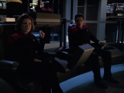 extant_StarTrek_VOY_7x05-CriticalCare_3276.jpg