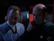 extant_StarTrek_VOY_7x05-CriticalCare_3425.jpg