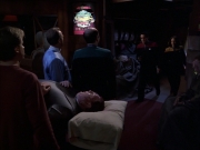 extant_StarTrek_VOY_7x05-CriticalCare_3446.jpg