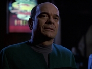 extant_StarTrek_VOY_7x05-CriticalCare_3458.jpg