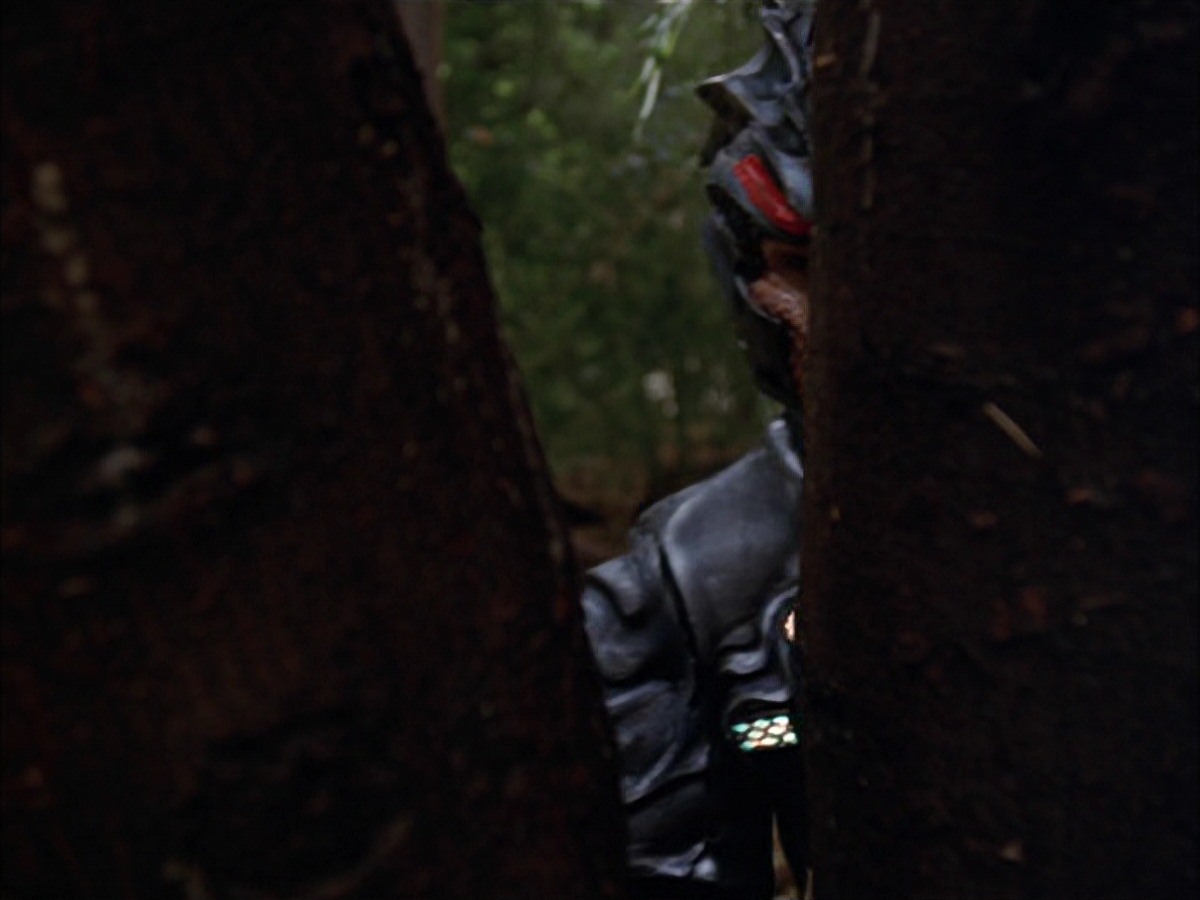 extant_StarTrek_VOY_7x09_7x10-FleshAndBlood_0029.jpg