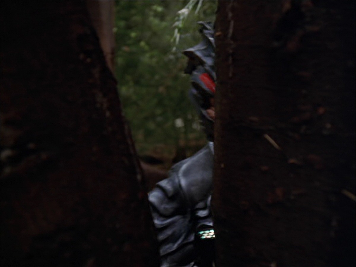 extant_StarTrek_VOY_7x09_7x10-FleshAndBlood_0034.jpg