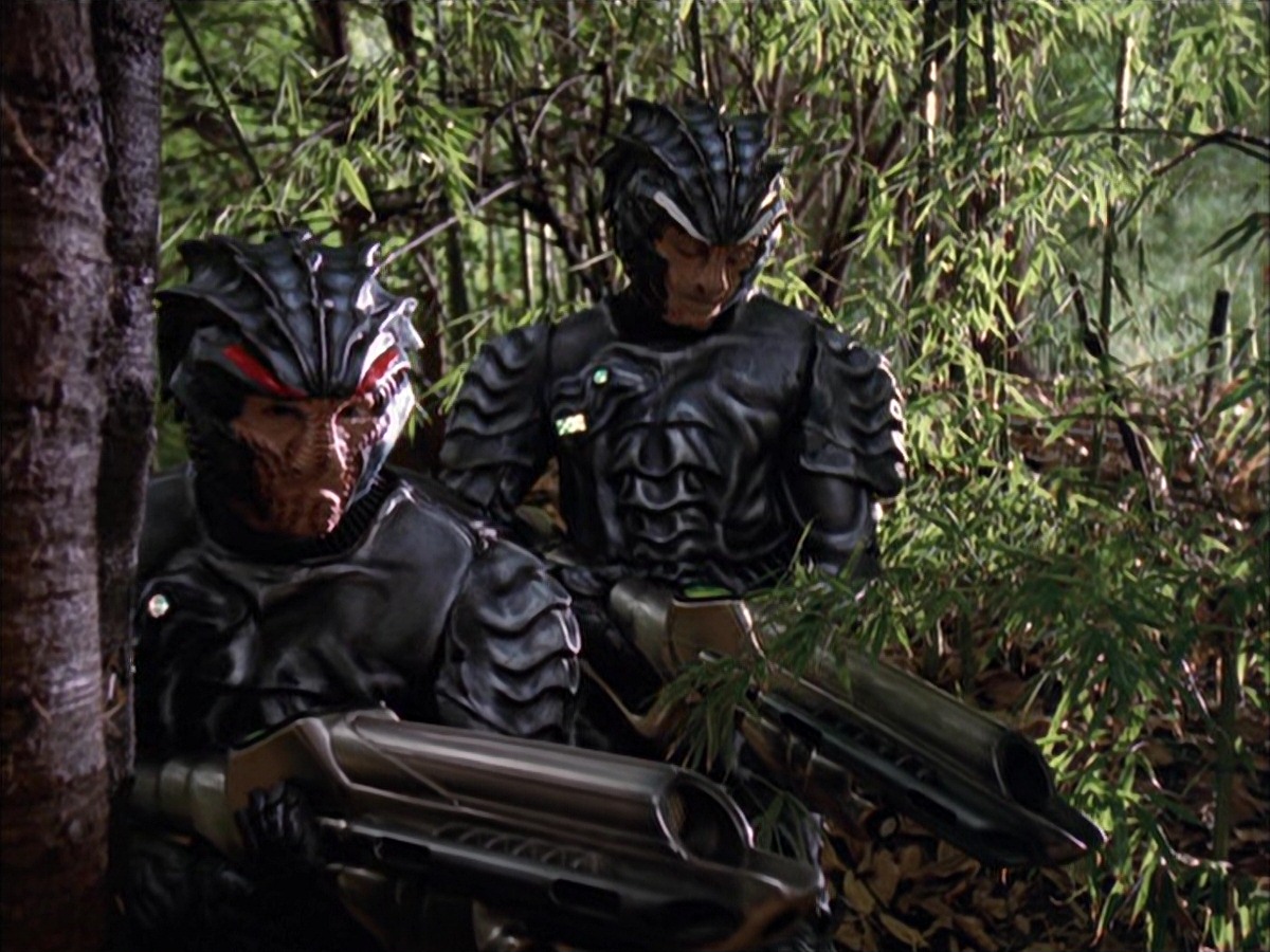 extant_StarTrek_VOY_7x09_7x10-FleshAndBlood_0040.jpg