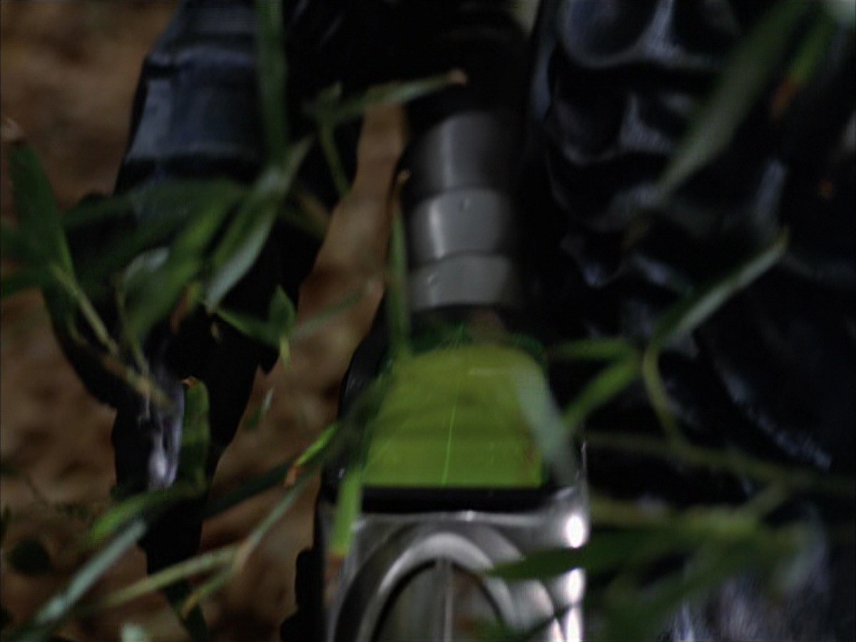 extant_StarTrek_VOY_7x09_7x10-FleshAndBlood_0046.jpg