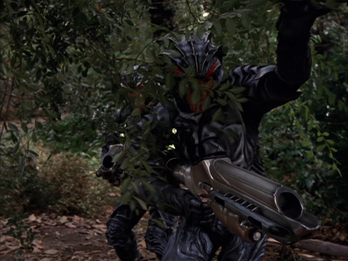 extant_StarTrek_VOY_7x09_7x10-FleshAndBlood_0084.jpg