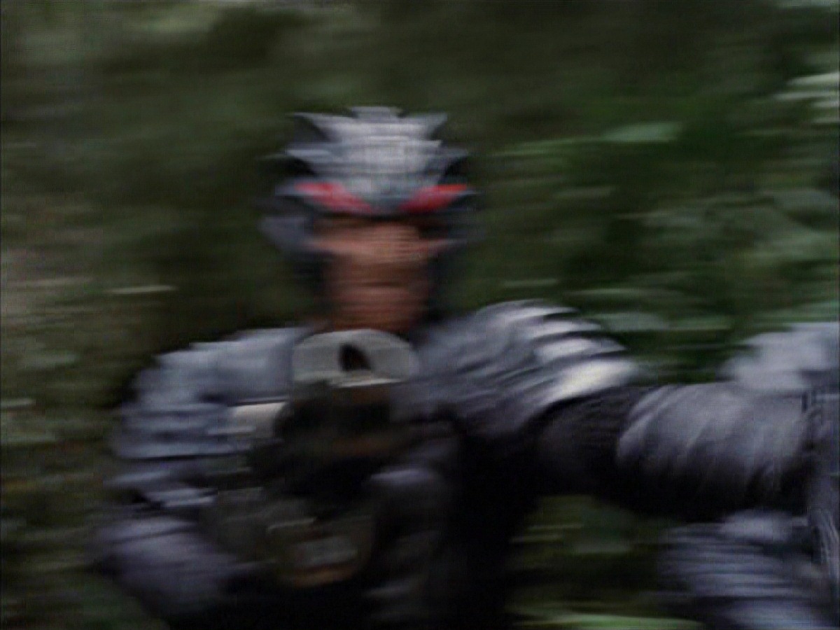 extant_StarTrek_VOY_7x09_7x10-FleshAndBlood_0101.jpg