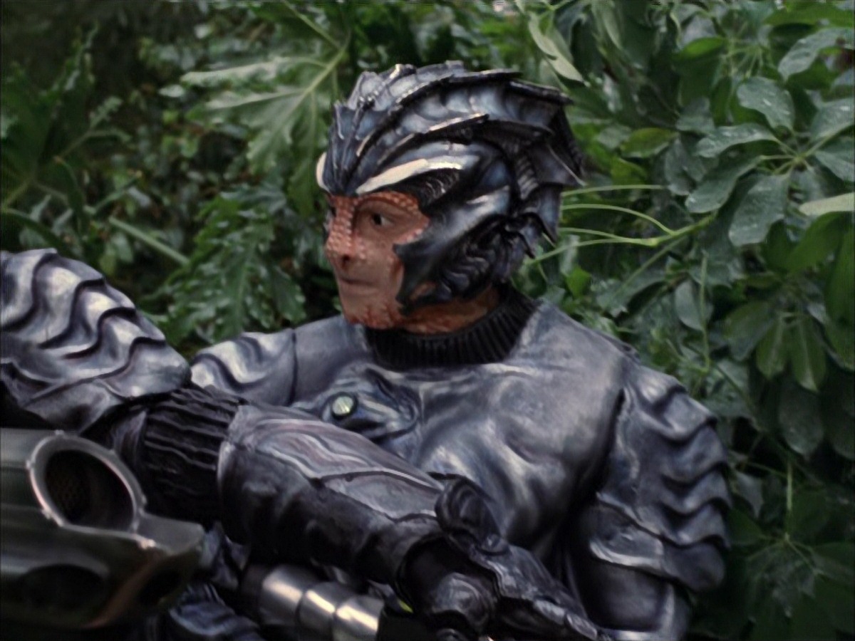 extant_StarTrek_VOY_7x09_7x10-FleshAndBlood_0103.jpg