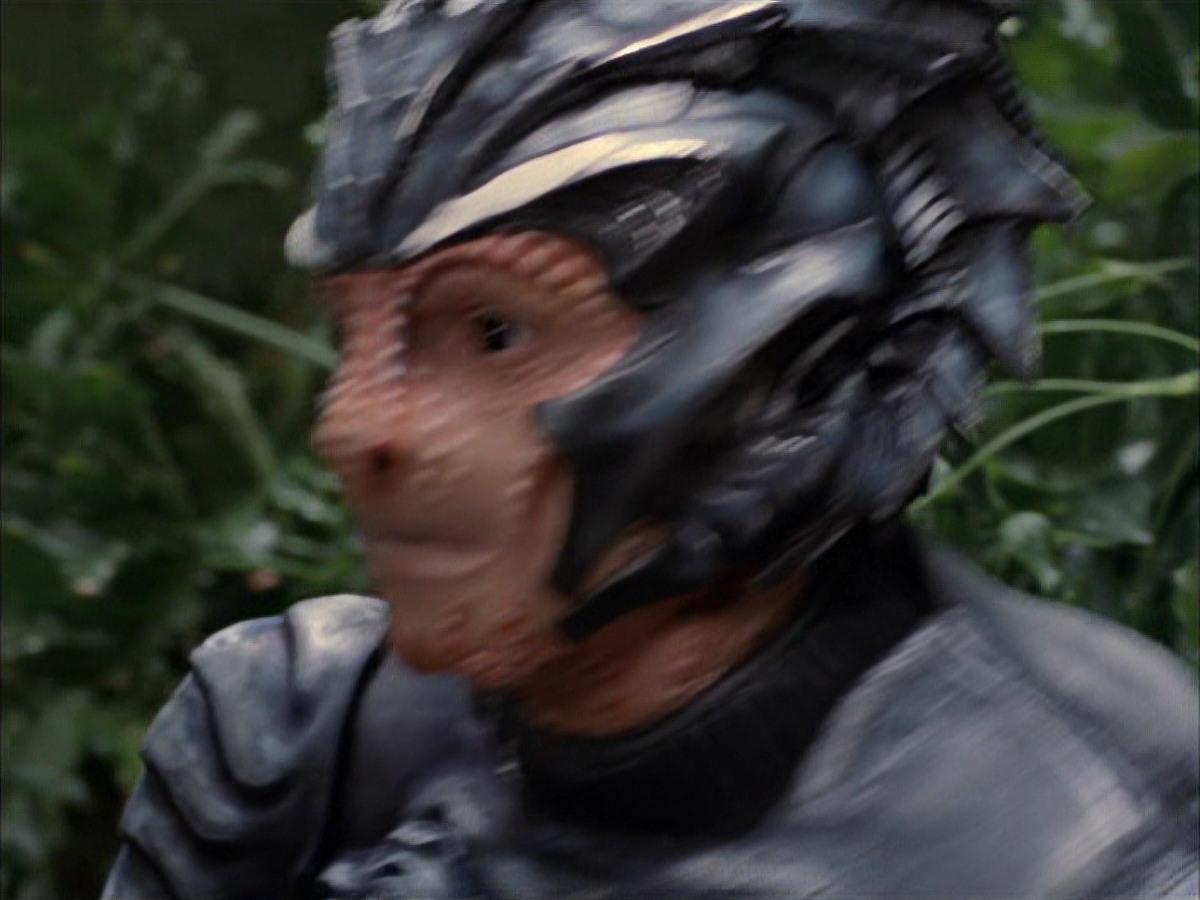 extant_StarTrek_VOY_7x09_7x10-FleshAndBlood_0144.jpg
