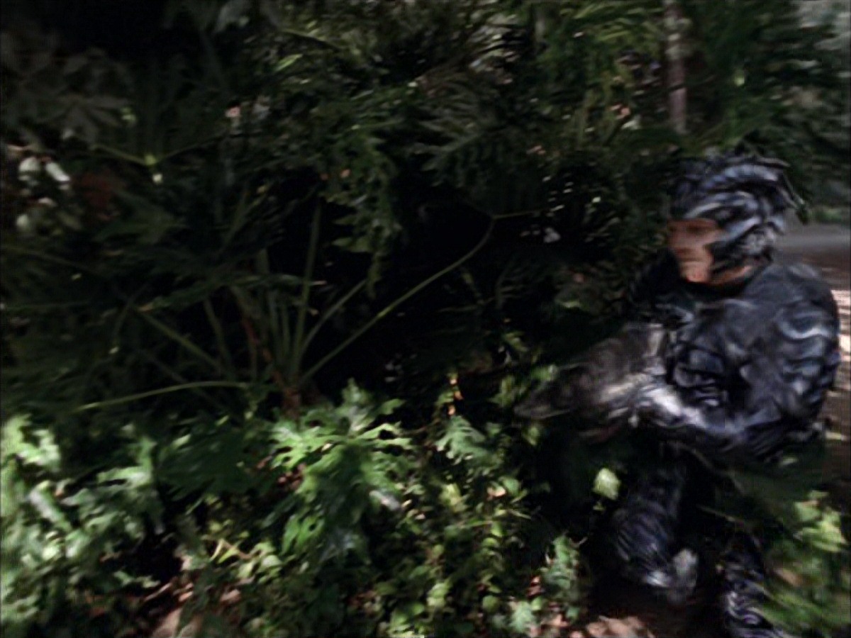 extant_StarTrek_VOY_7x09_7x10-FleshAndBlood_0152.jpg