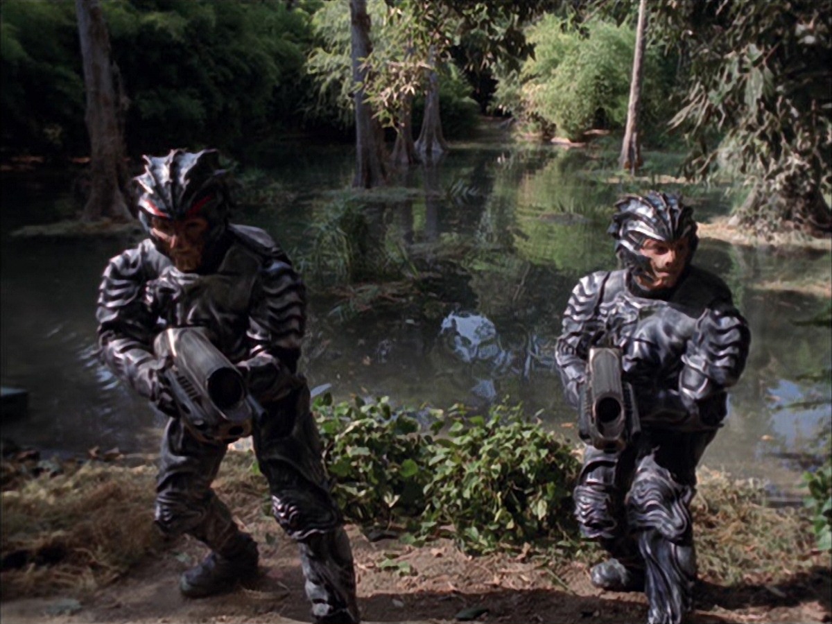 extant_StarTrek_VOY_7x09_7x10-FleshAndBlood_0159.jpg