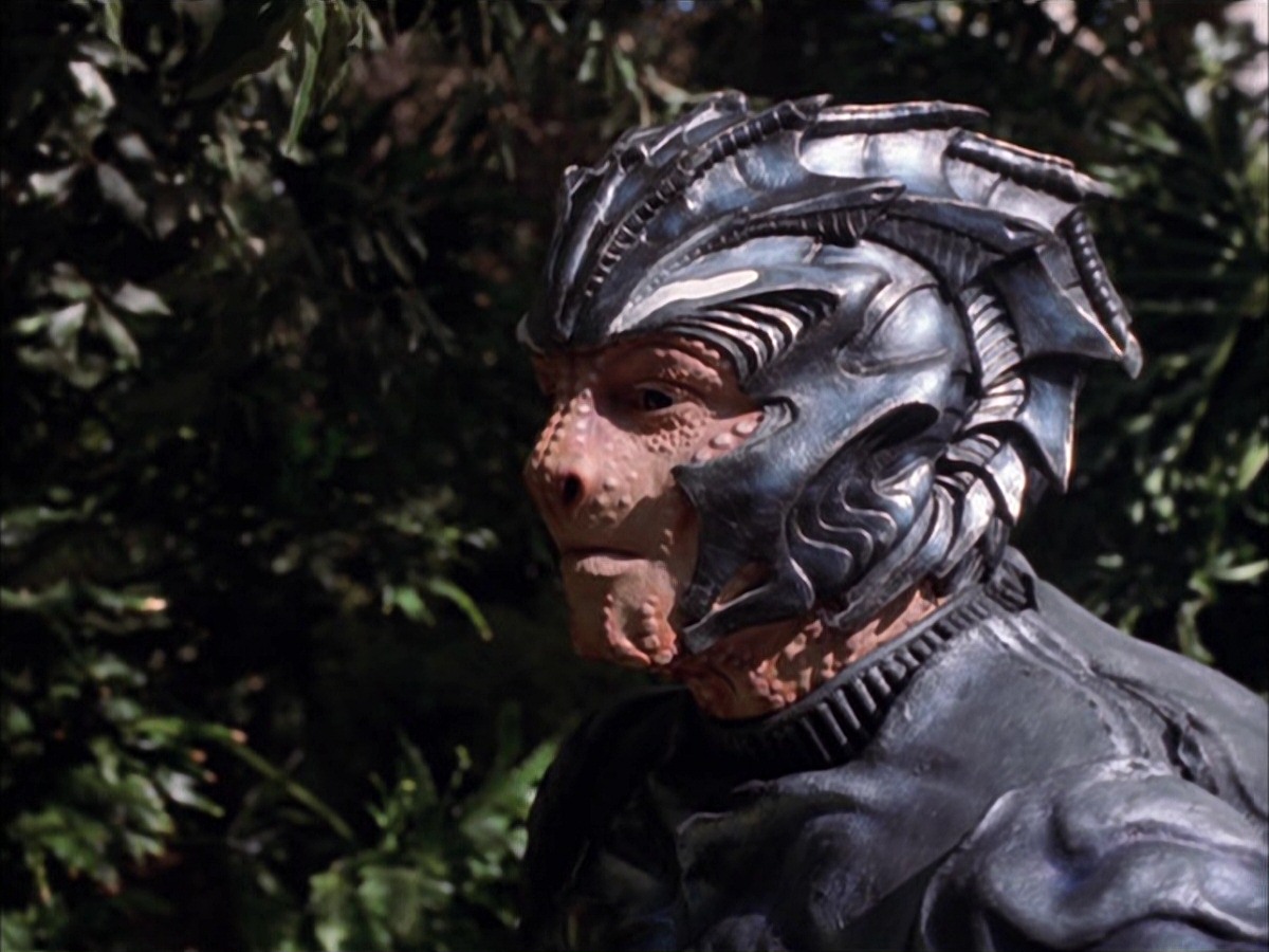 extant_StarTrek_VOY_7x09_7x10-FleshAndBlood_0169.jpg