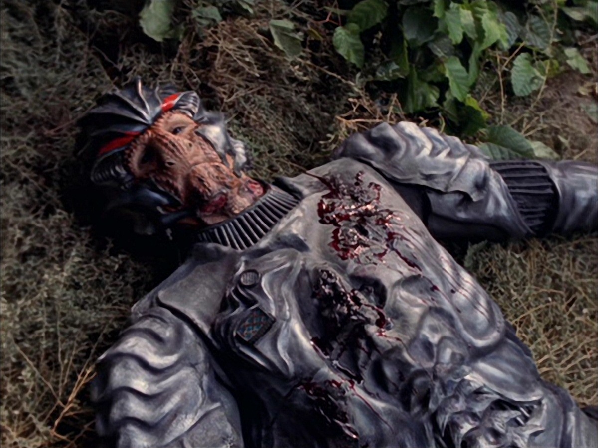 extant_StarTrek_VOY_7x09_7x10-FleshAndBlood_0227.jpg