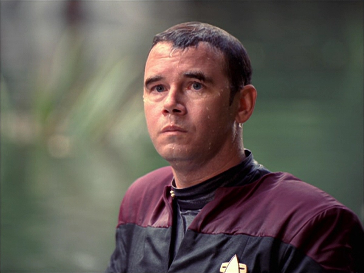 extant_StarTrek_VOY_7x09_7x10-FleshAndBlood_0231.jpg