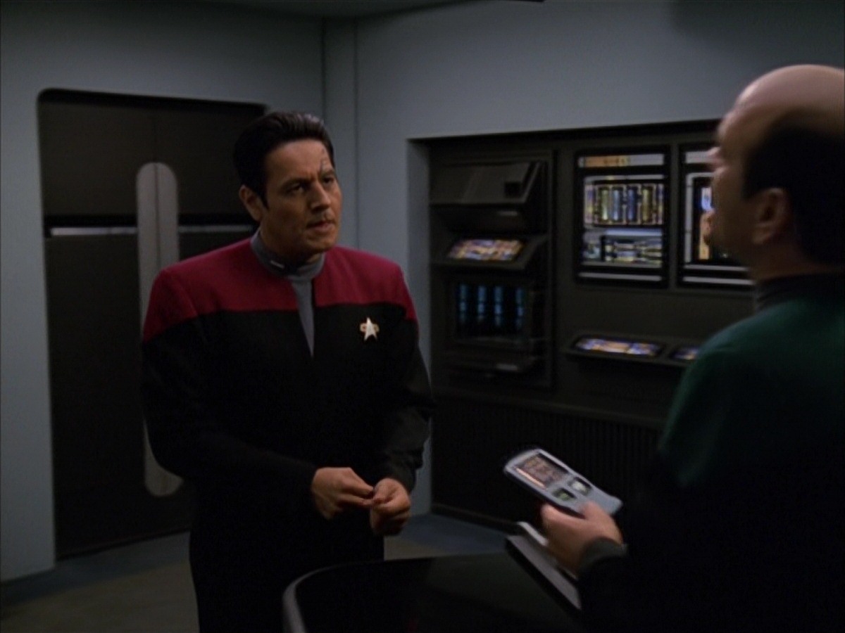 extant_StarTrek_VOY_7x09_7x10-FleshAndBlood_0391.jpg