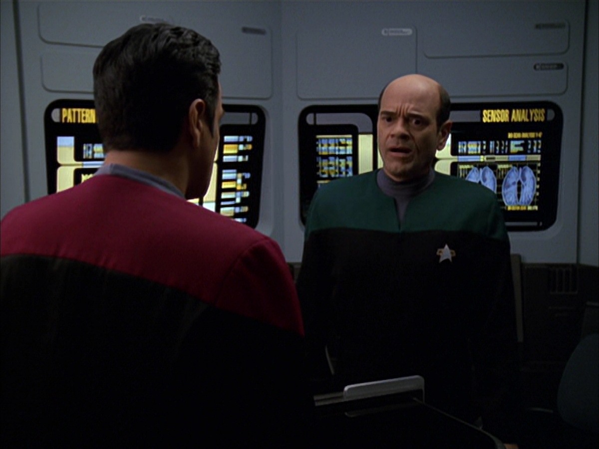extant_StarTrek_VOY_7x09_7x10-FleshAndBlood_0456.jpg