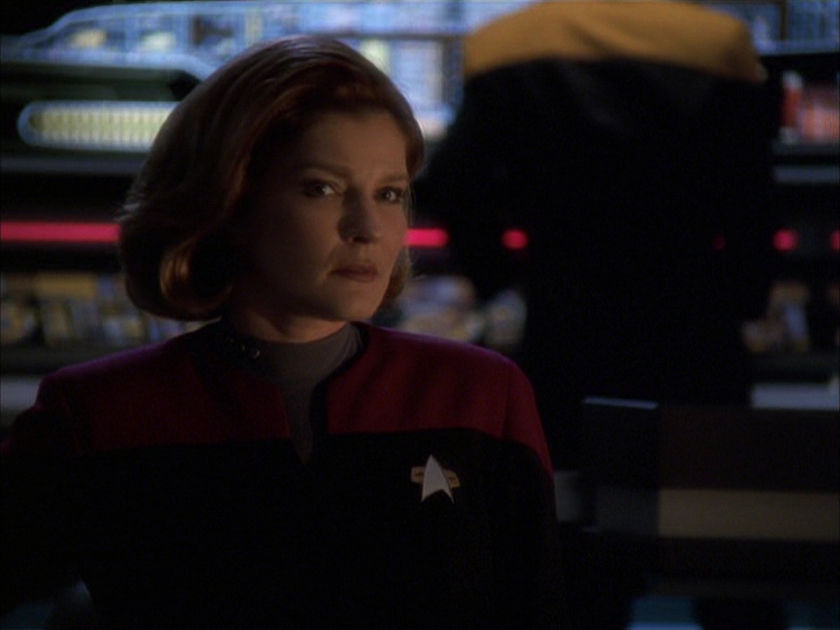 extant_StarTrek_VOY_7x09_7x10-FleshAndBlood_0556.jpg