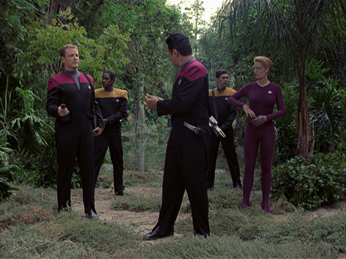 extant_StarTrek_VOY_7x09_7x10-FleshAndBlood_0602.jpg
