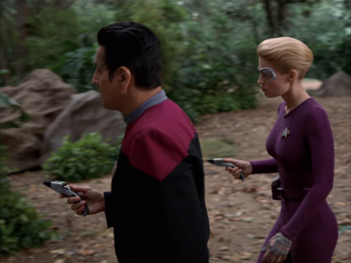 extant_StarTrek_VOY_7x09_7x10-FleshAndBlood_0723.jpg