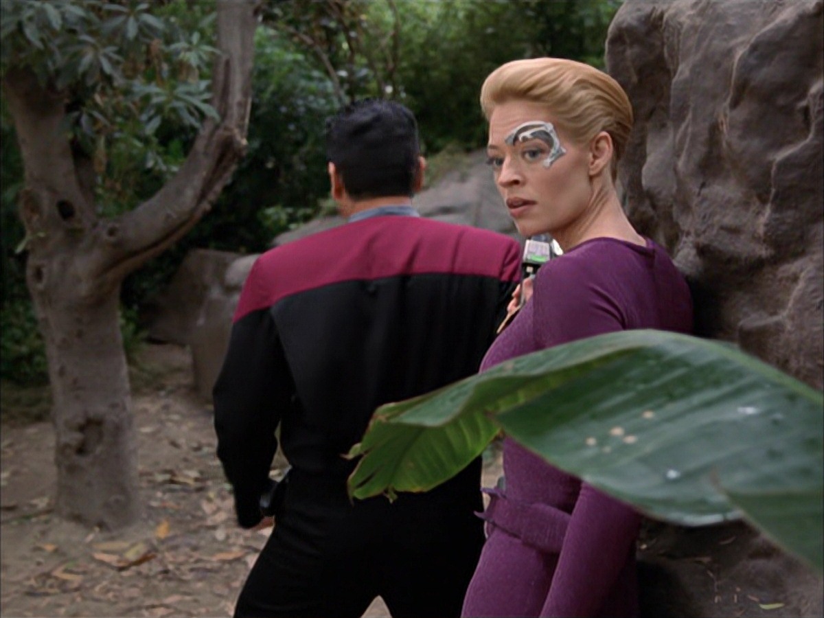 extant_StarTrek_VOY_7x09_7x10-FleshAndBlood_0746.jpg