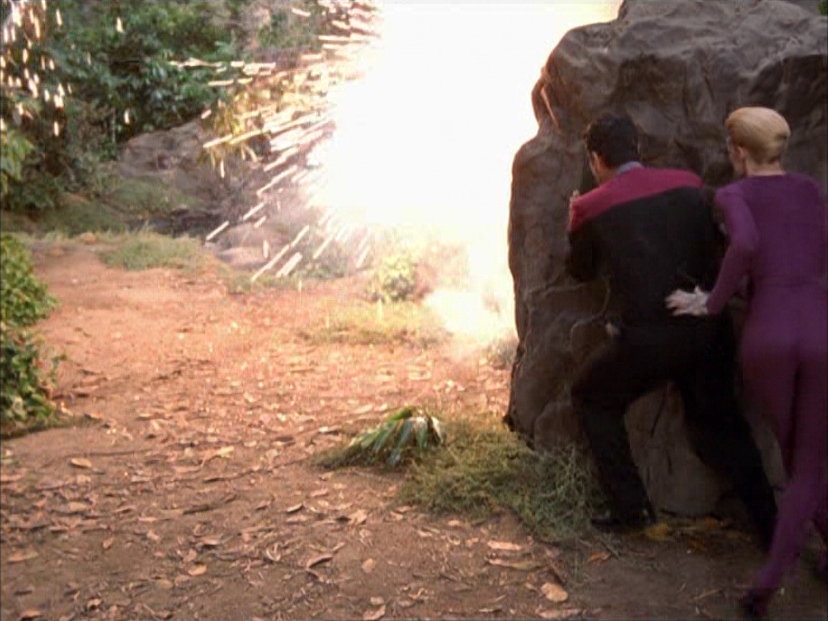 extant_StarTrek_VOY_7x09_7x10-FleshAndBlood_0761.jpg