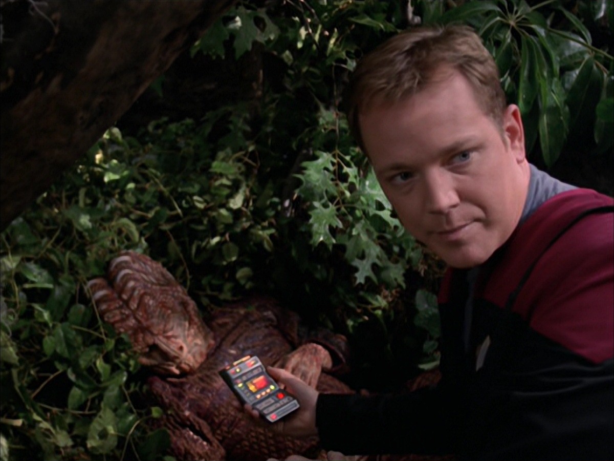 extant_StarTrek_VOY_7x09_7x10-FleshAndBlood_0799.jpg