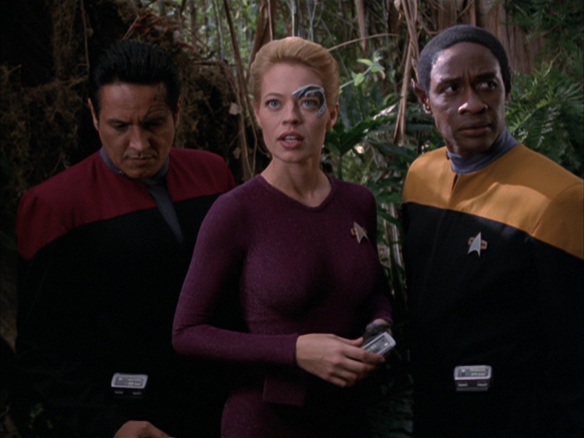 extant_StarTrek_VOY_7x09_7x10-FleshAndBlood_0836.jpg