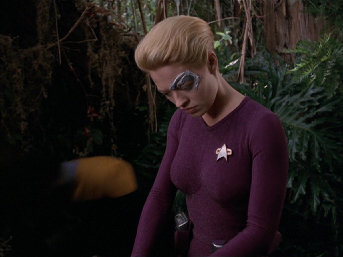 extant_StarTrek_VOY_7x09_7x10-FleshAndBlood_0849.jpg