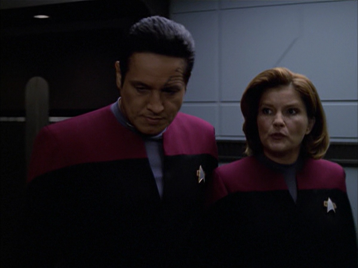 extant_StarTrek_VOY_7x09_7x10-FleshAndBlood_0889.jpg