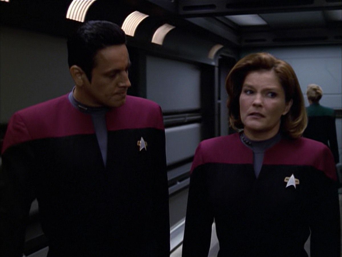 extant_StarTrek_VOY_7x09_7x10-FleshAndBlood_0896.jpg