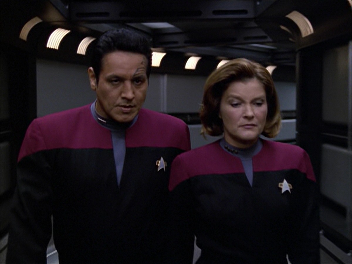 extant_StarTrek_VOY_7x09_7x10-FleshAndBlood_0902.jpg