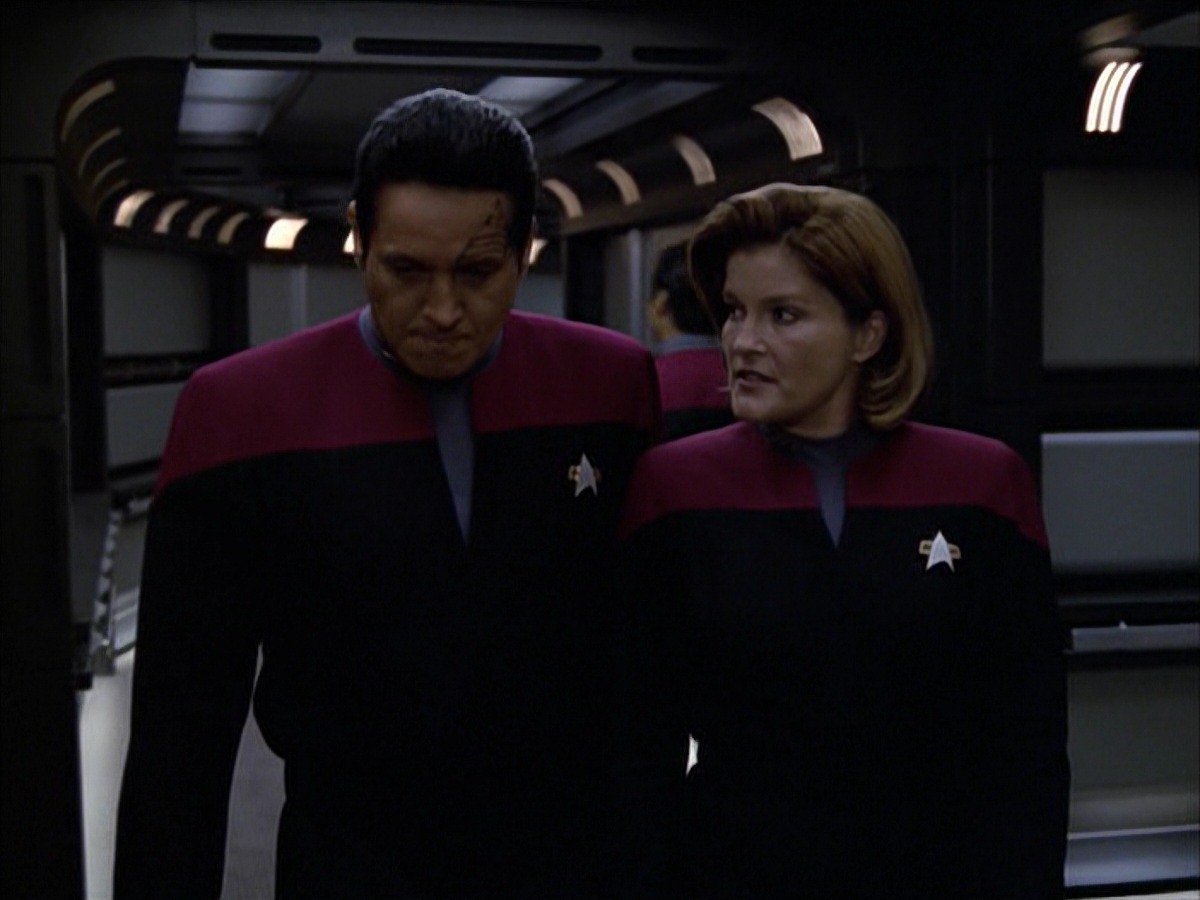 extant_StarTrek_VOY_7x09_7x10-FleshAndBlood_0907.jpg