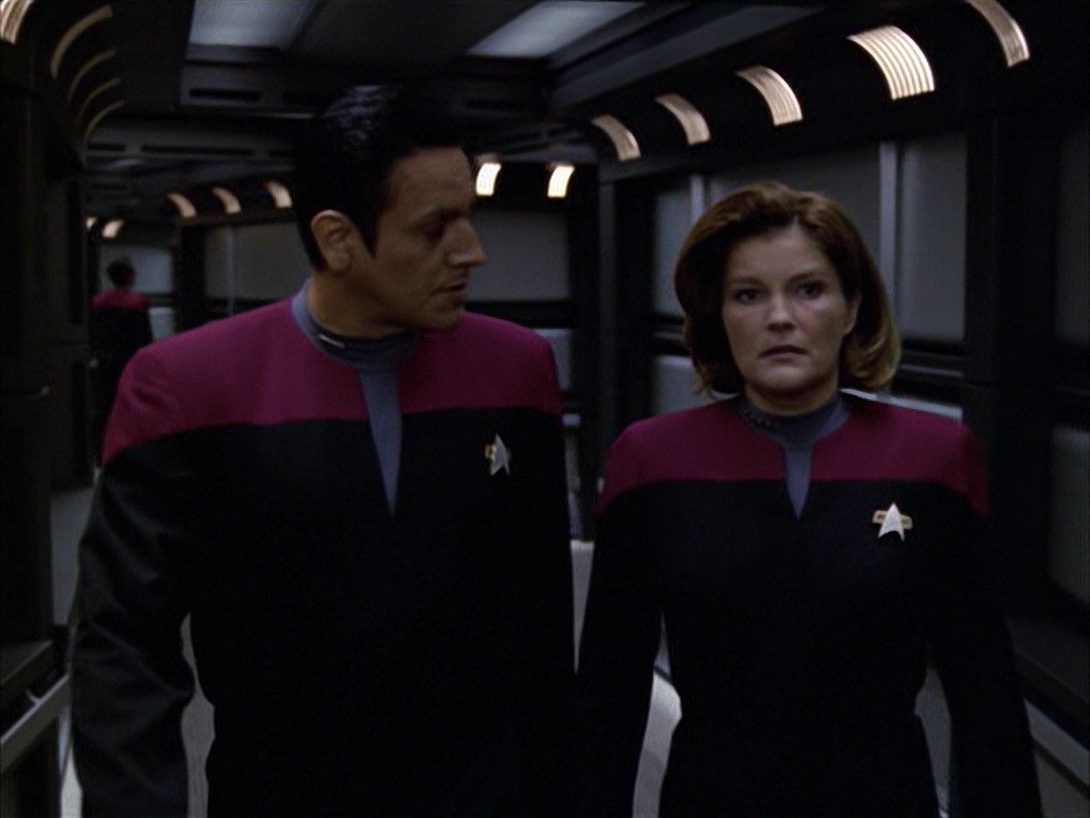 extant_StarTrek_VOY_7x09_7x10-FleshAndBlood_0913.jpg