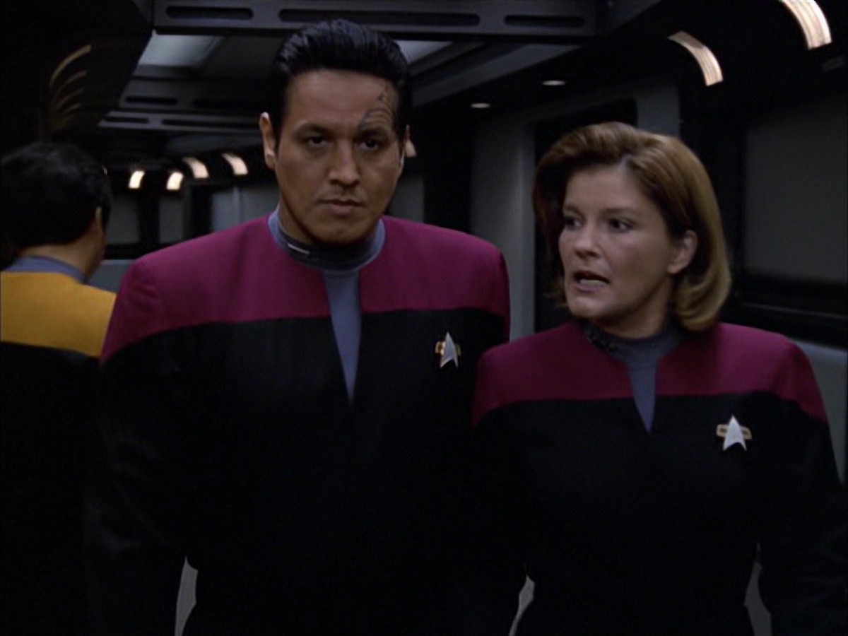 extant_StarTrek_VOY_7x09_7x10-FleshAndBlood_0919.jpg