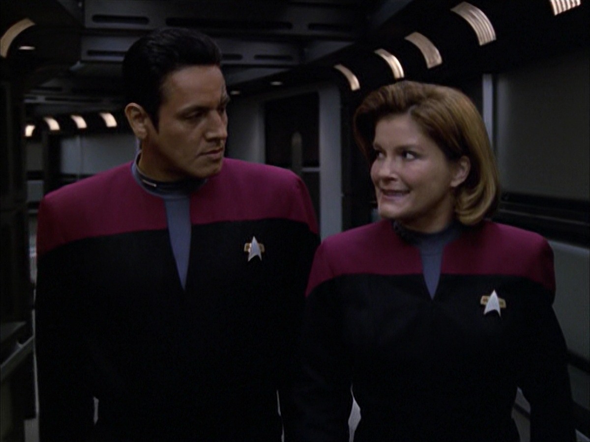 extant_StarTrek_VOY_7x09_7x10-FleshAndBlood_0921.jpg