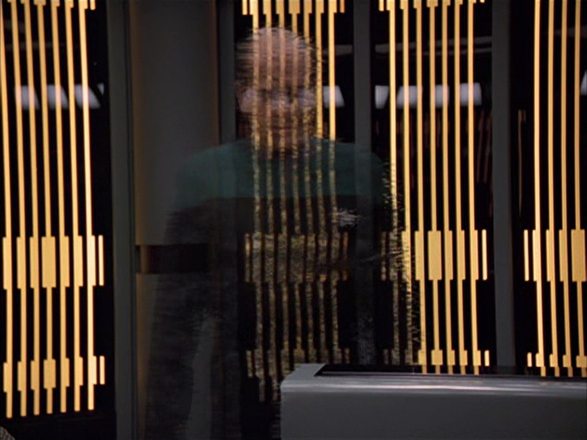 extant_StarTrek_VOY_7x09_7x10-FleshAndBlood_0957.jpg
