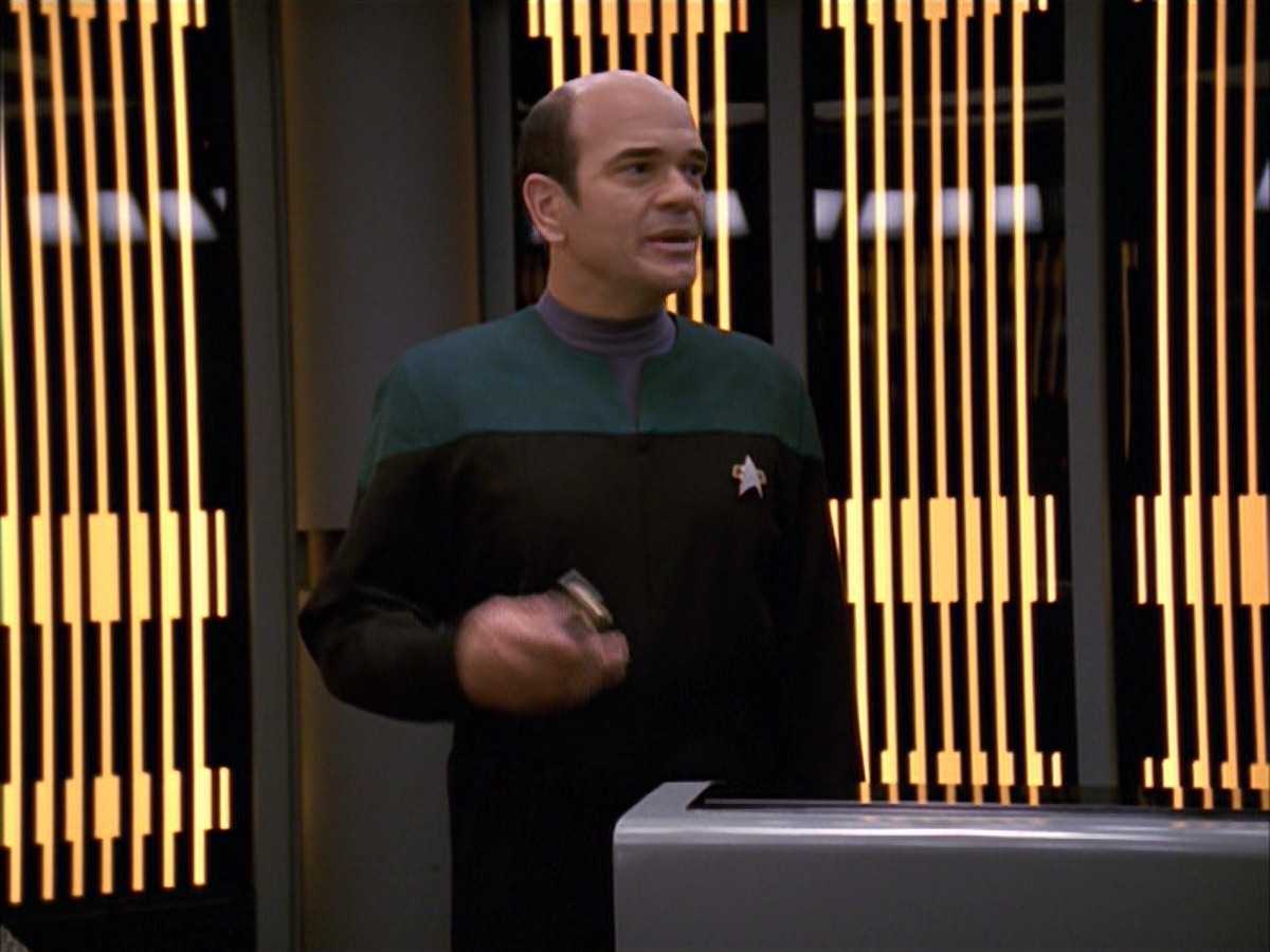 extant_StarTrek_VOY_7x09_7x10-FleshAndBlood_0969.jpg