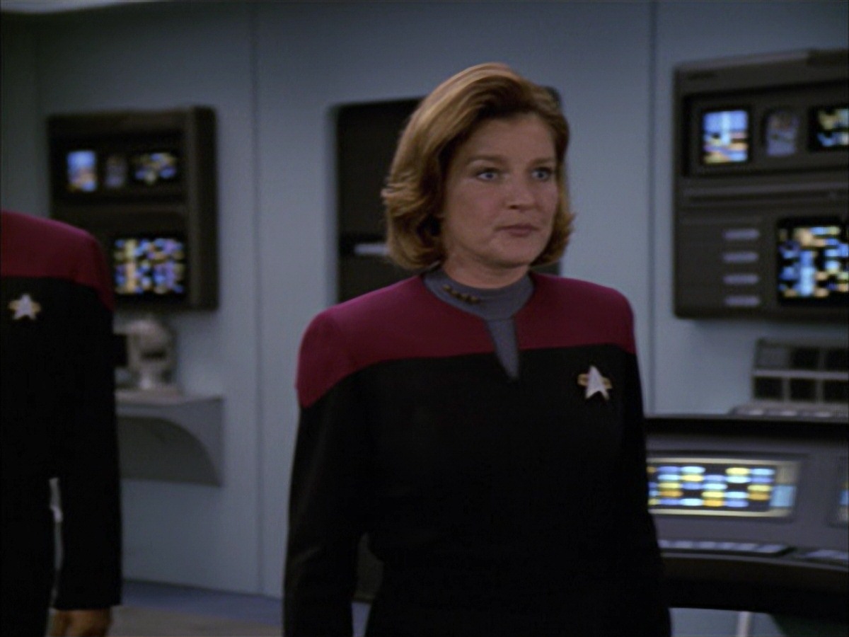 extant_StarTrek_VOY_7x09_7x10-FleshAndBlood_0992.jpg